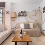 Апартаменты Lets Holidays Near Tossa Тосса-де-Мар