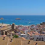 Апартаменты Lets Holidays Near Tossa Тосса-де-Мар