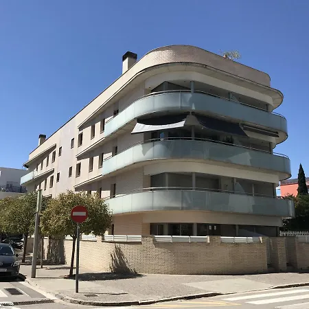 Lets Holidays Near Tossa アパート *