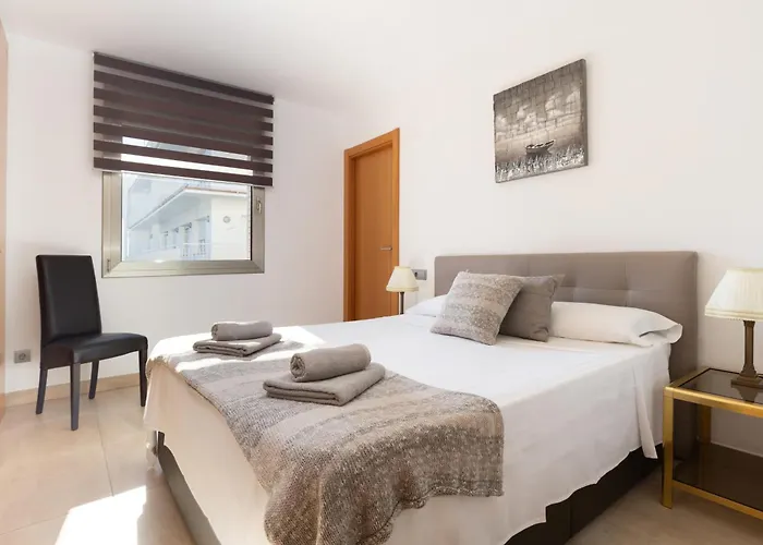 Appartamento Lets Holidays Near Tossa *