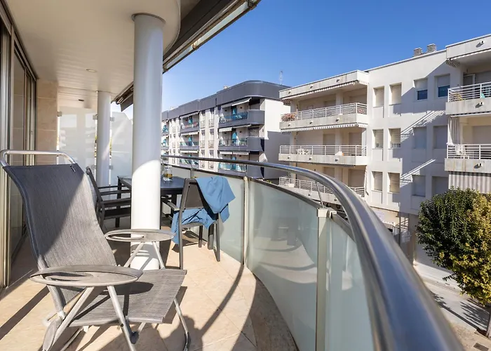 Appartamento Lets Holidays Near Tossa