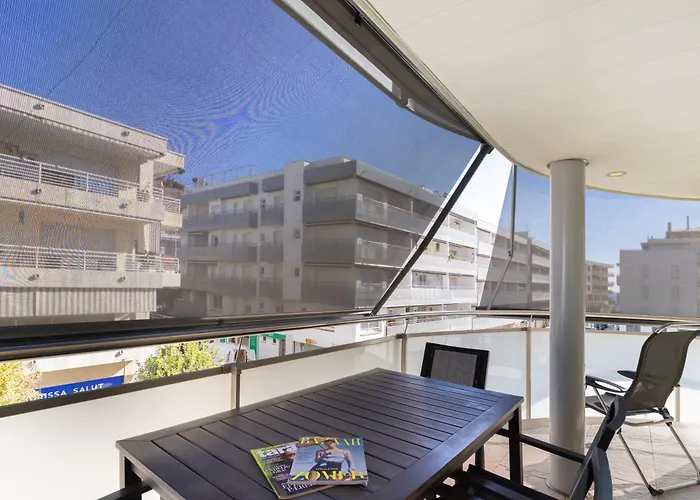 Appartamento Lets Holidays Near Tossa *