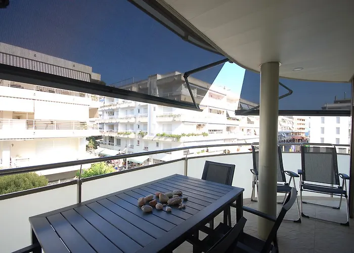 Lets Holidays Near Tossa * Tossa de Mar